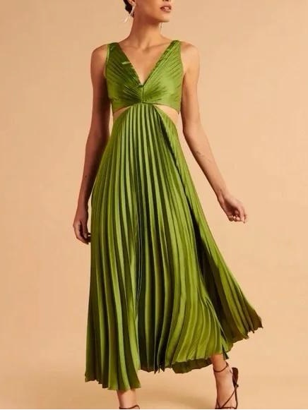 Abercrombie & Fitch Olive Green Pleated V-Neck Cutout Maxi Dress